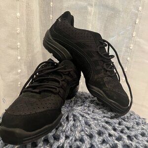 Capezio Rock it  Dance Sneakers Size 9